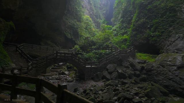 [4K HDR] UNESCO World Heritage Walk ⛰ Wulong Longshuixia Difeng, China 世界遗产 武隆龙水峡地缝 中国重庆