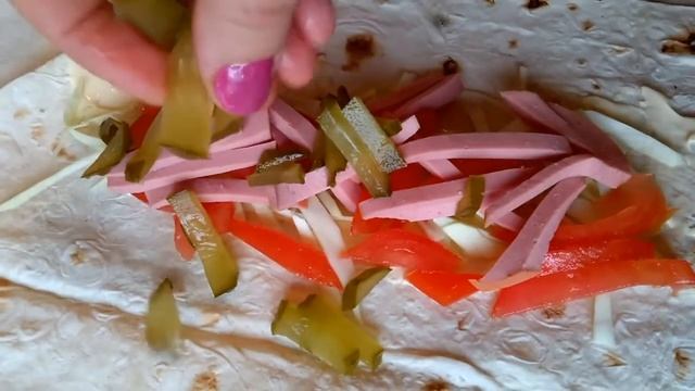 ДОМАШНЯЯ ШАУРМА. БЫСТРО И ВКУСНО. БЫСТРЫЙ ЗАВТРАК. ШАУРМА С КОЛБАСОЙ. смотреть онлайн