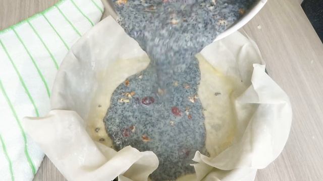 ЛЕНИВЫЙ ПИРОГ С МАКОМ, ИЗЮМОМ И ОРЕХАМИ!/ТАК ПРОСТО,А КАК ВКУСНО!! смотреть онлайн