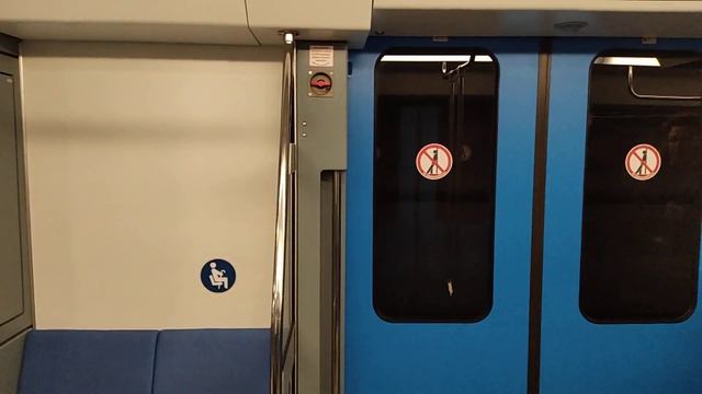 Минск.3 линия метро Минска, первый день (07.11.2020) смотреть онлайн