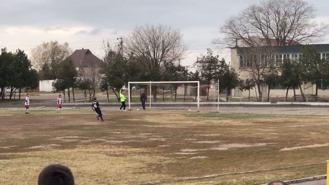 Гол Д.Кирпича в ворота ДЮСШ-5 (Николаев) смотреть онлайн