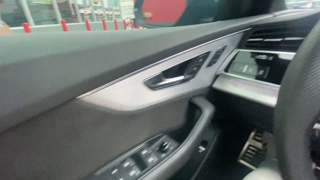 Audi Q8 PERFORMANCE 3.0 TFSI QUATTRO S-TRONIC смотреть онлайн