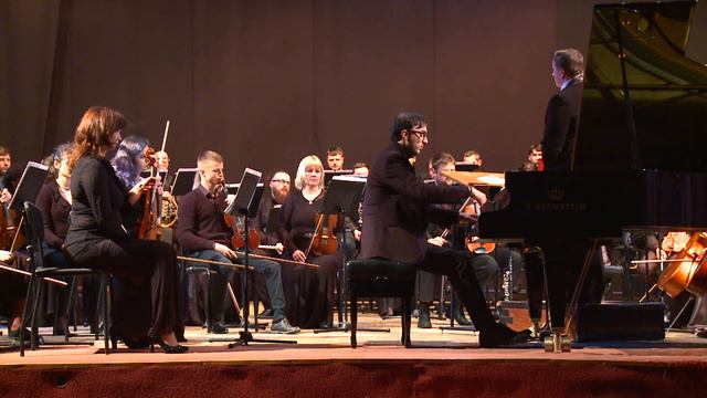 P. Tchaikovsky Piano Concerto №1 M. Kandashvili, Symphony orchestra Khmelnytskyy Filarmonia 24.04.1 смотреть онлайн