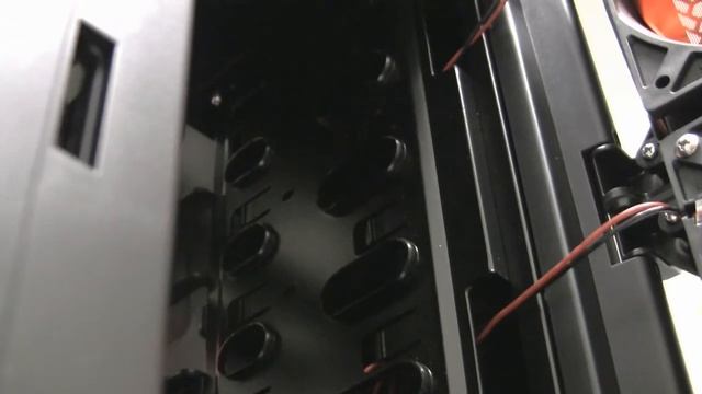 (Русские субтитры) Antec Dark Fleet DF-85 Product Tour смотреть онлайн