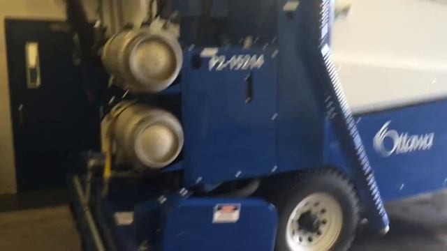 New Zamboni 526