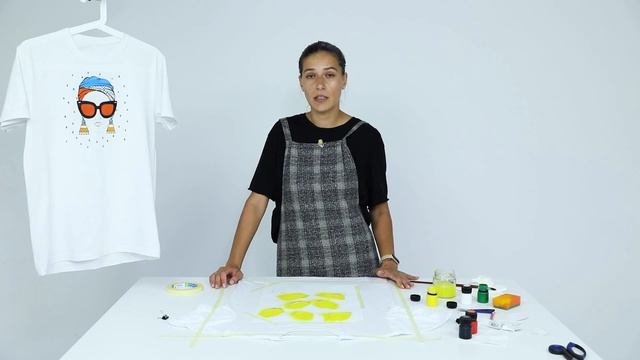 Как декорировать белую футболку лимонами своими руками? Мастер-класс по рисованию акриловой краской смотреть онлайн