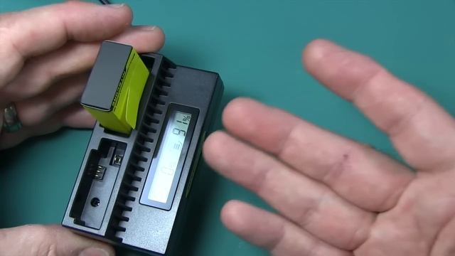 NiteCore UGP4 GoPro Battery Charger смотреть онлайн