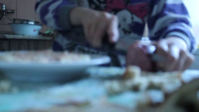 DIY ВКУСНАЯ МИНИ-ПИЦЦА В МИКРОВОЛНОВКЕ |за 5 мин. смотреть онлайн