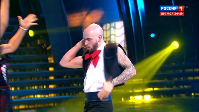 Яркий квикстеп в исполнении Александр ST Степанов и Евгения Толстая смотреть онлайн