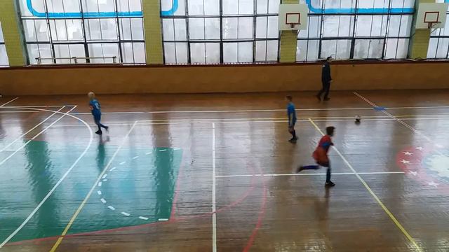 ФК В.Соснихина 2011 - игроки 2008-2011 гг. Счет 7:5 (часть 1) смотреть онлайн