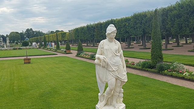 Peterhof Upper Garden Park №2.mp4