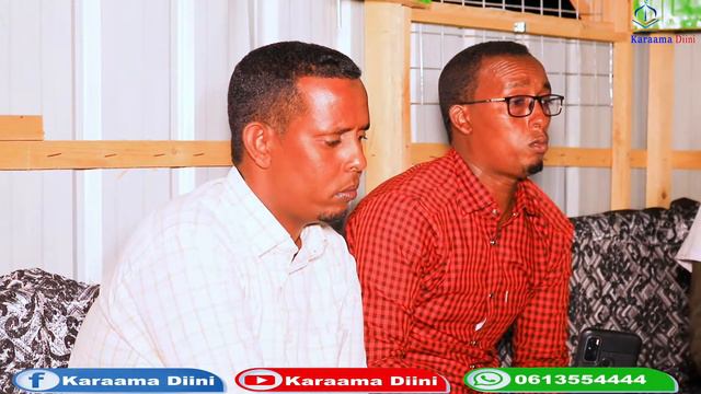 Subac Labo Ayadood Iyo Labo Macalim Habiinkii Daaru Dayax. смотреть онлайн