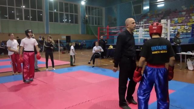 Арутюнян Давид. Лайт-контакт, полу-финал, 1 раунд, 1 часть. ЧУ 2018 WPKA смотреть онлайн