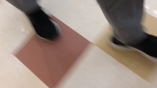 Grocery Shopping Wearing My Nike Epic React Running Shoes смотреть онлайн