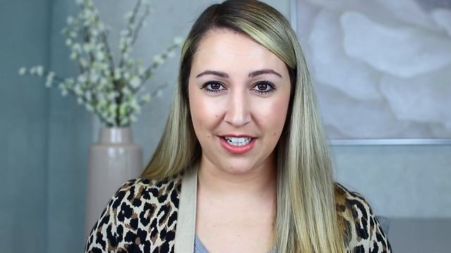 5 Beauty Products You NEED To INSTANTLY LOOK PRETTIER! смотреть онлайн