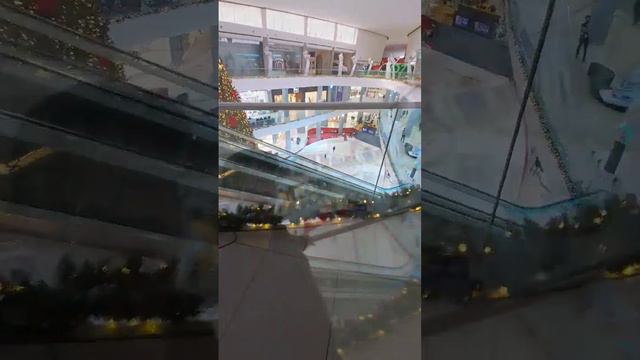 ОZ Молл. Каток. смотреть онлайн