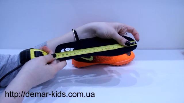 Детские футбольные сороконожки Nike оранжево-черные смотреть онлайн