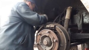 газ 3309  Замена продольной рулевой тяги и рулевого колеса.