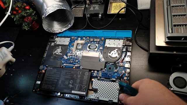 Чистка ноутбука Asus. Пылевой ад. смотреть онлайн