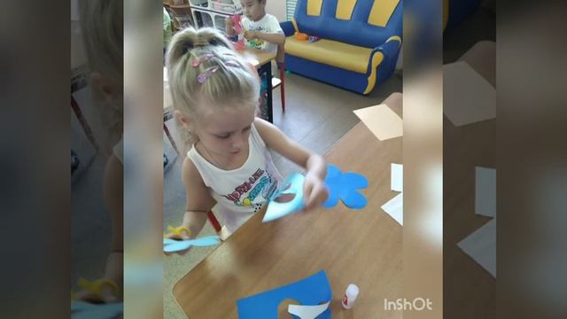 Аппликация "Цветочная поляна". смотреть онлайн