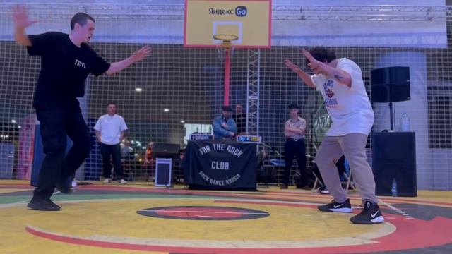 Trevl vs Grinch final 1st track смотреть онлайн