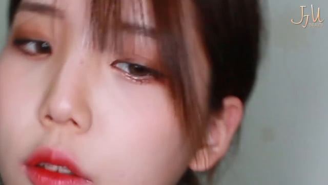 셀프 앞머리자르는법 ✂️학생앞머리,시스루뱅,연예인앞머리/Cut bang hair - [쩡유] смотреть онлайн