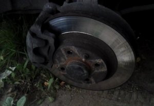 ЗАМЕНА ПЕРЕДНИХ ТОРМОЗНЫХ КОЛОДОК ВАЗ 2110, 2111, 2112 - 2115, ЛАДА