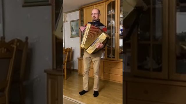 Посмотри на стаи журавлей 🎼 🎹 🎶 ❤️ смотреть онлайн