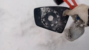 ?Меняем ЗЕРКАЛЬНЫЕ ЭЛЕМЕНТЫ Лада Гранта -  зимой в мороз!