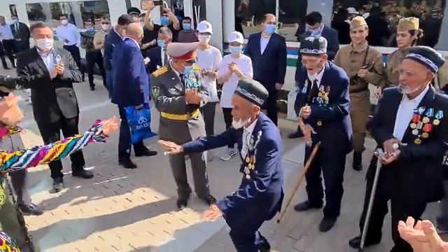 Қашқадарёлик Иккинчи жаҳон уруши қаҳрамонлари Тошкентга йўлга чиқди смотреть онлайн