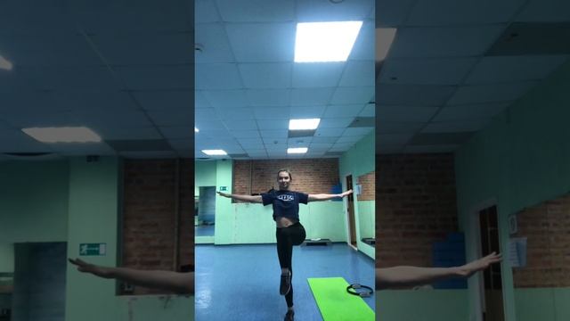 Тренировка 5 минут для укрепления мышц ног и спины смотреть онлайн