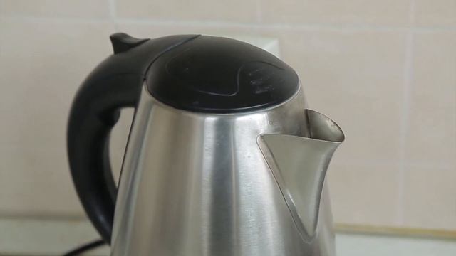 Ухаживаем за металлическими поверхностями на кухне (эфир от 25.04.17) смотреть онлайн