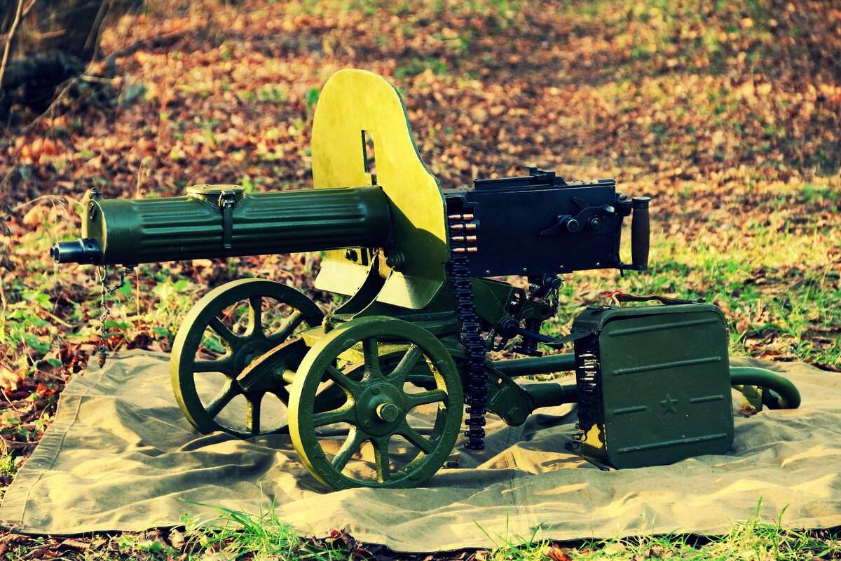 Пулемёт Максима / Maxim Machine Gun - Неполная/Полная разборка/сборка и Функционирование смотреть онлайн