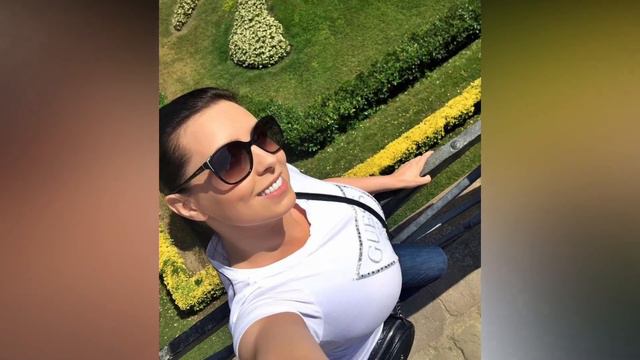 Ewa Sonnet Biography | Wiki | Age | Height | facts | Boyfriends | Net Worth | Lifestyle | Onlyfans смотреть онлайн