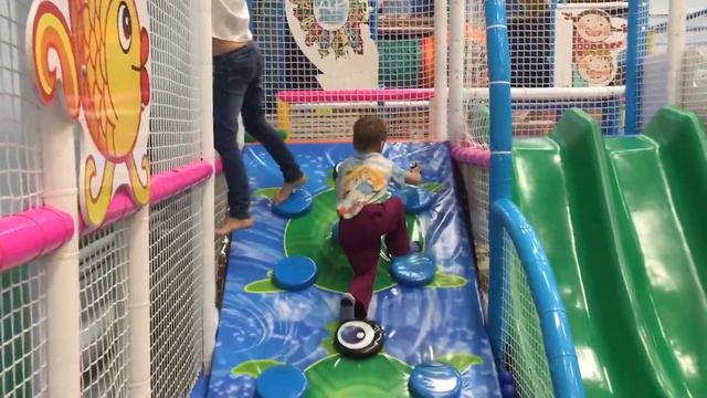 Мечи интересные... Гатчина, "Детская резиденция". 12.11.2016, 16:47 смотреть онлайн