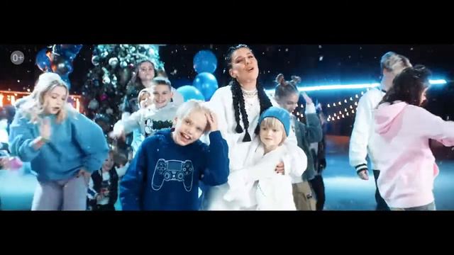 Ёлка Мир без слёз смотреть онлайн