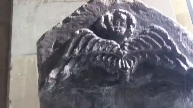 Скульптурный рельеф ангела(IX-X в.) смотреть онлайн