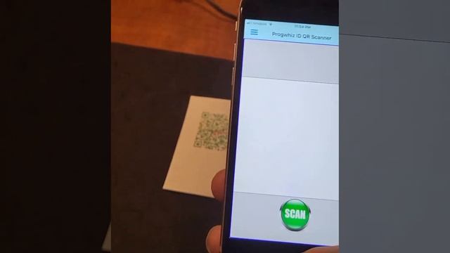 Progwhiz ID QR Code validation App for iOS смотреть онлайн
