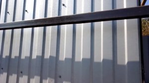 откатные ворота под углом  90  градосов