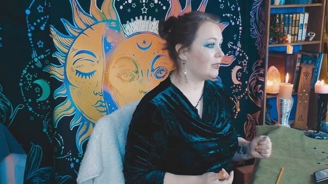 "Когда ничто не помогает , Егильет творит чудеса". Меткий таролог пытается это развидеть. смотреть онлайн