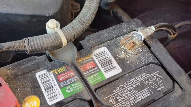 CHECK THIS BEFORE YOUR BATTERY DIES! (2003 2nd Gen Honda Crv) смотреть онлайн
