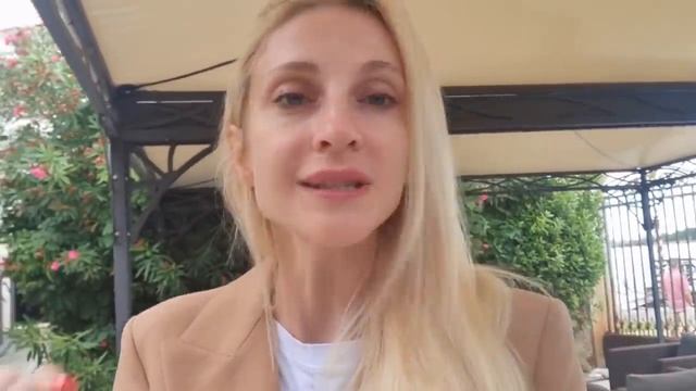 НАШЛА ТАКОЙ КРЕСТ В ЦЕРКВИ ВЕНЕЦИИ...! смотреть онлайн