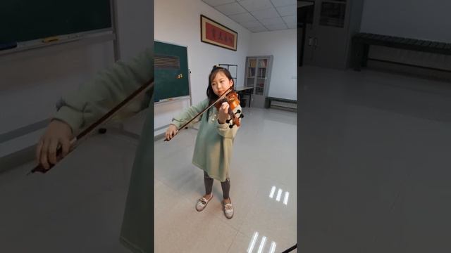 8 Year Old Child Played Paganini：Caprice No. 24 In A Minor@twosetviolin