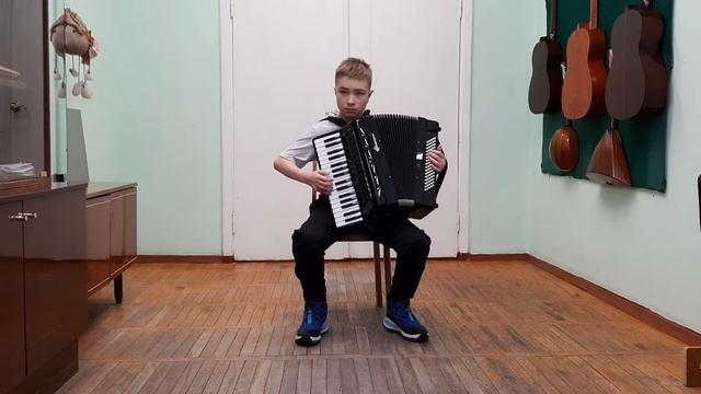 Эстонская народная песня."Деревянное колесо". Исполняет Кириленко Артём. смотреть онлайн