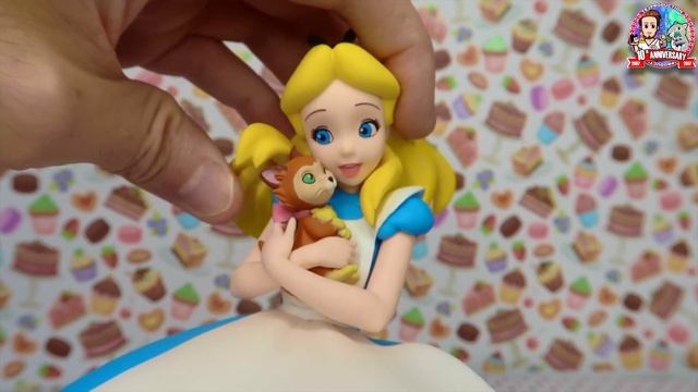 REVIEW DISNEY ALICE IN WONDERLAND SEGA PRIZE смотреть онлайн