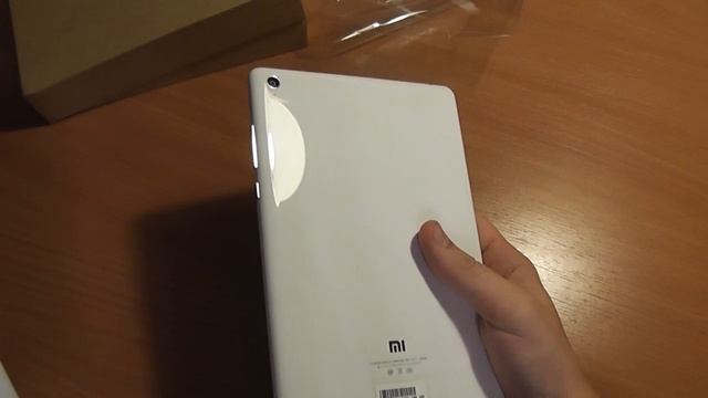 Xiaomi Mi Pad - распаковка лучшего планшета из Китая смотреть онлайн