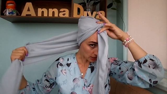 Мастер класс тюрбана из ТРИКОТАЖНОГО палантина (из хлопка тоже можно завязать, но не так удобно) смотреть онлайн