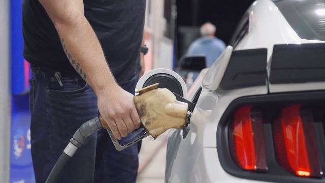 LEDGlow | Mustang Night ft. Ford Mustang Underglow and Wheel Lights смотреть онлайн