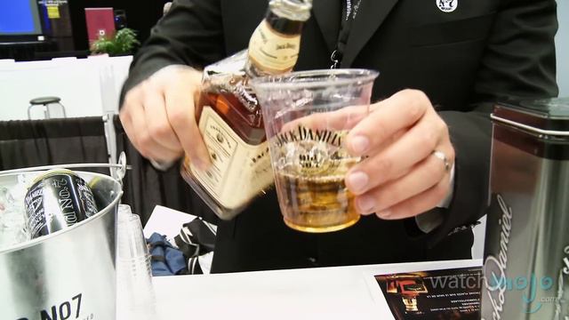 Jack Daniel's Tennessee Honey Liqueur: Master Taster Jeff Norman смотреть онлайн