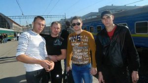 Друзья -- мы были как одна семья!